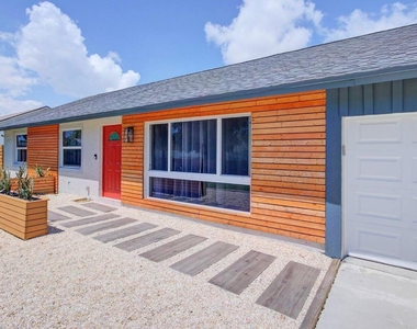 3026 Dunlin Road - Photo Thumbnail 3