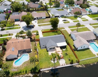 3026 Dunlin Road - Photo Thumbnail 13