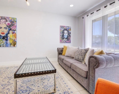 3026 Dunlin Road - Photo Thumbnail 17