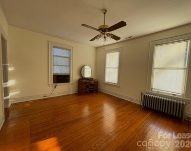 501 E Kingston Avenue - Photo Thumbnail 12
