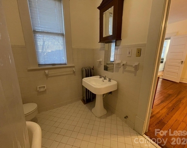 501 E Kingston Avenue - Photo Thumbnail 14