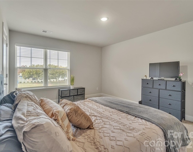 12840 Statesville Road - Photo Thumbnail 29
