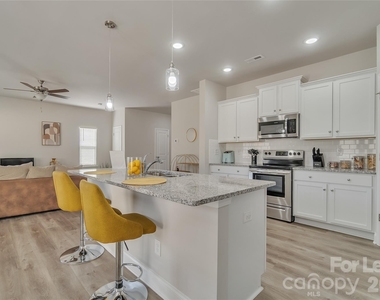 12840 Statesville Road - Photo Thumbnail 8
