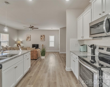 12840 Statesville Road - Photo Thumbnail 12