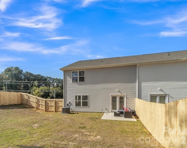 12840 Statesville Road - Photo Thumbnail 16