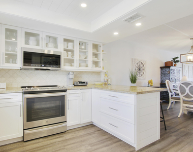 100 Waterway Road - Photo Thumbnail 26