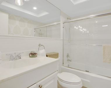 100 Waterway Road - Photo Thumbnail 15