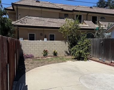 2211 S 8th - Photo Thumbnail 7