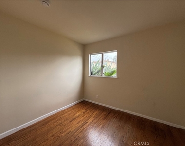 5719 Noel Drive - Photo Thumbnail 10