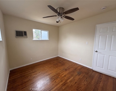 5719 Noel Drive - Photo Thumbnail 13