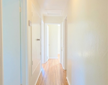 182 E Green Street - Photo Thumbnail 8
