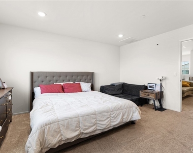 30851 Le Baron Court - Photo Thumbnail 23