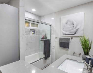 24649 Valle Drive - Photo Thumbnail 14