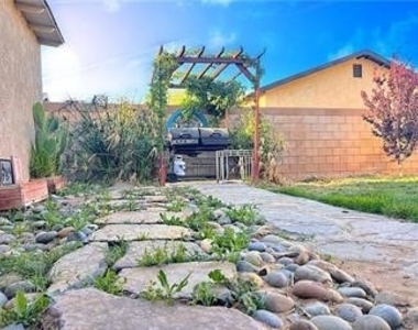 42722 55th Street W - Photo Thumbnail 39