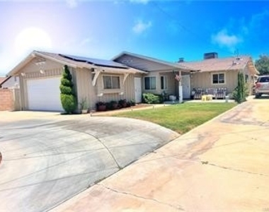 42722 55th Street W - Photo Thumbnail 8