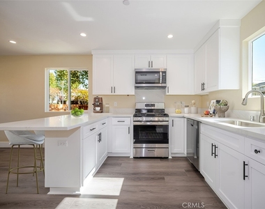 24743 Valley - Photo Thumbnail 11