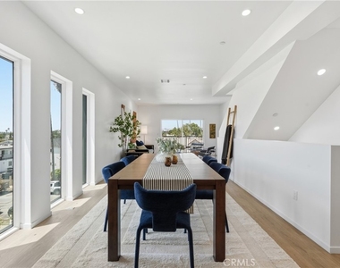 1430 S Cloverdale Avenue - Photo Thumbnail 15