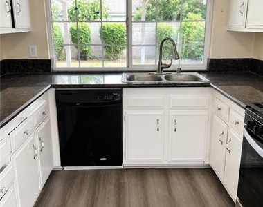 13251 Destino Place - Photo Thumbnail 3