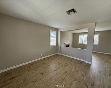 7030 Fontaine - Photo Thumbnail 4