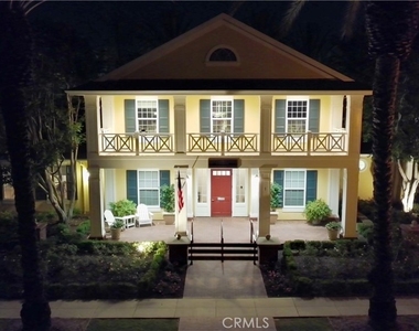 15 Elmhurst - Photo Thumbnail 45