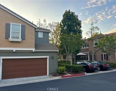 15 Elmhurst - Photo Thumbnail 1