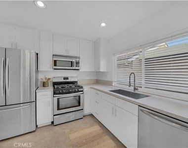 2454 Chinook Drive - Photo Thumbnail 5
