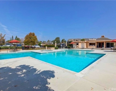 2454 Chinook Drive - Photo Thumbnail 15
