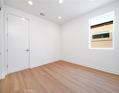 108 Verbana Way - Photo Thumbnail 23