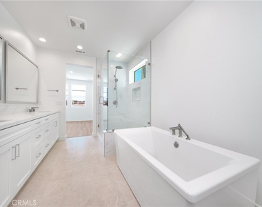 108 Verbana Way - Photo Thumbnail 20