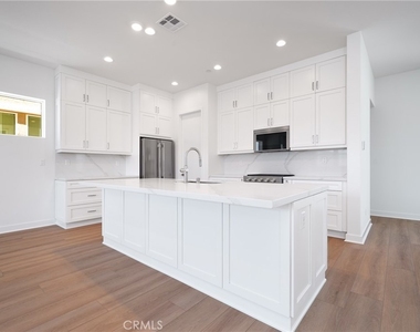 108 Verbana Way - Photo Thumbnail 3