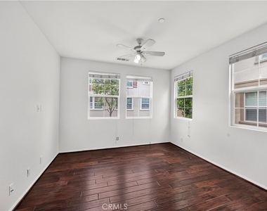 2068 Owens - Photo Thumbnail 11