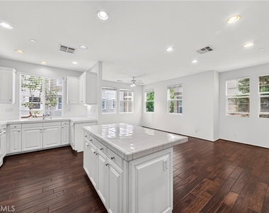 2068 Owens - Photo Thumbnail 9