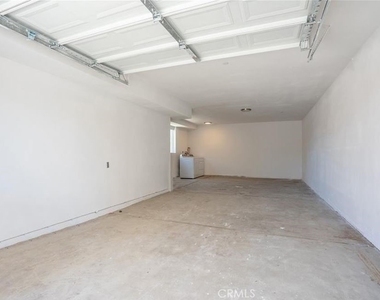 2125 S West View - Photo Thumbnail 7