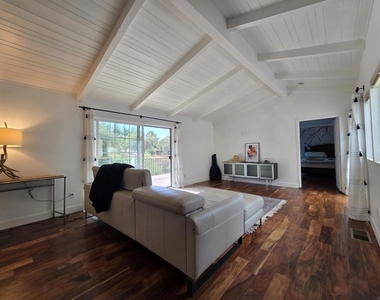 1165 Midway Dr - Photo Thumbnail 1