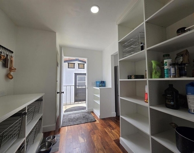 1165 Midway Dr - Photo Thumbnail 10