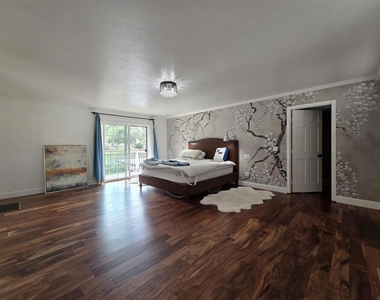 1165 Midway Dr - Photo Thumbnail 15