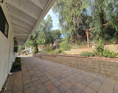1165 Midway Dr - Photo Thumbnail 33