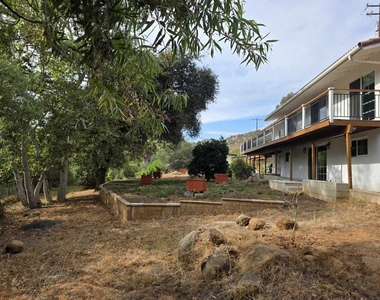 1165 Midway Dr - Photo Thumbnail 40