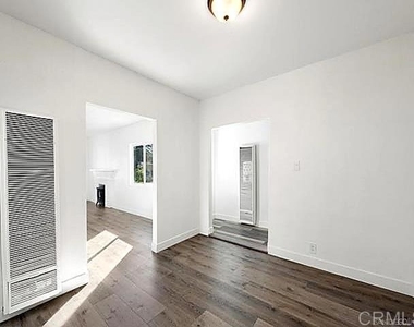 2040 Earl Street - Photo Thumbnail 8