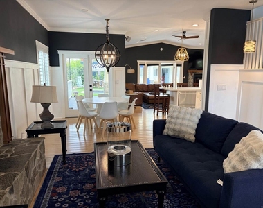 4620 Narragansett Avenue - Photo Thumbnail 37