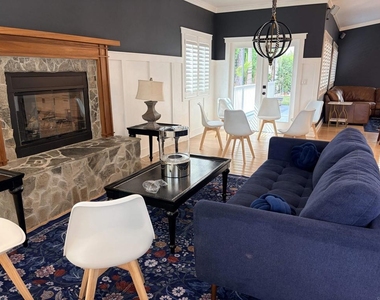 4620 Narragansett Avenue - Photo Thumbnail 18