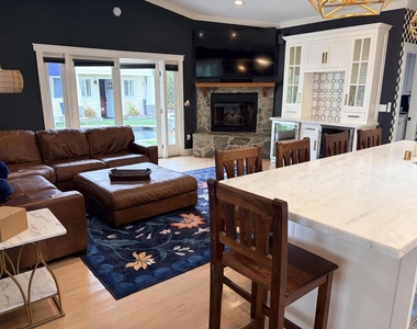 4620 Narragansett Avenue - Photo Thumbnail 33