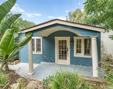 3322 Hamilton Way - Photo Thumbnail 1