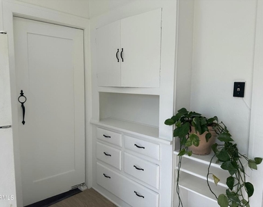 2122 Navarro Avenue - Photo Thumbnail 12