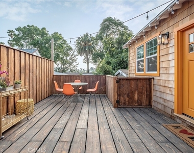 4039 Clayton Avenue - Photo Thumbnail 21