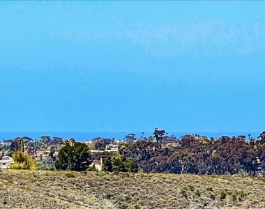 3111 Skyline - Photo Thumbnail 6