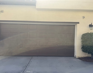 1758 Fairlead Avenue - Photo Thumbnail 10