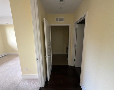 1838 Ogden Drive - Photo Thumbnail 12