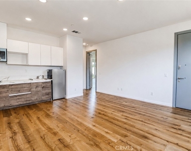 14433 Buvan Court - Photo Thumbnail 3