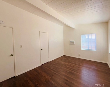 828 N Buena Vista Street - Photo Thumbnail 9